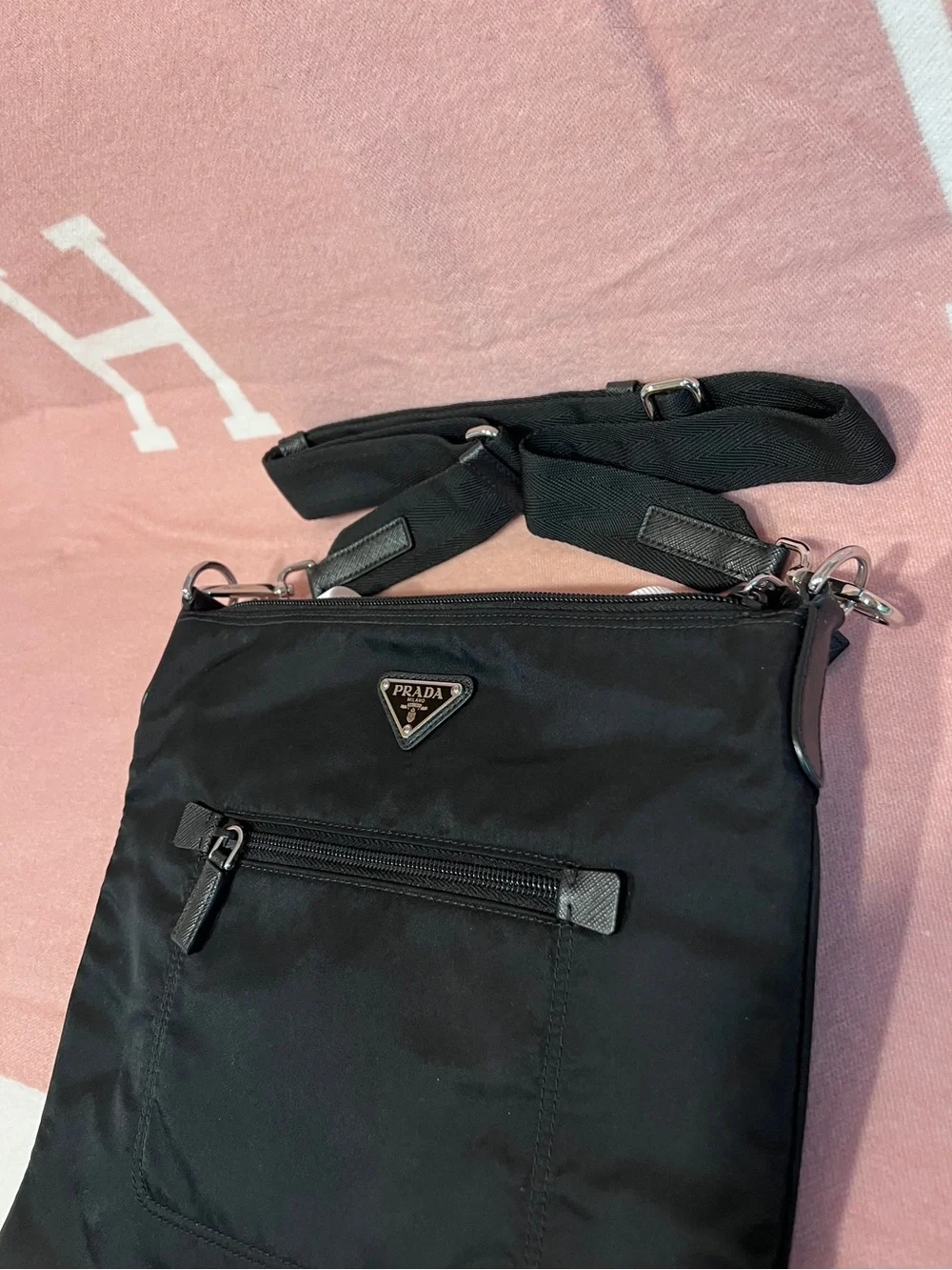 Prada🌟Black Nylon Messenger Crossbody Bag UNISEX. Offers always welcome!